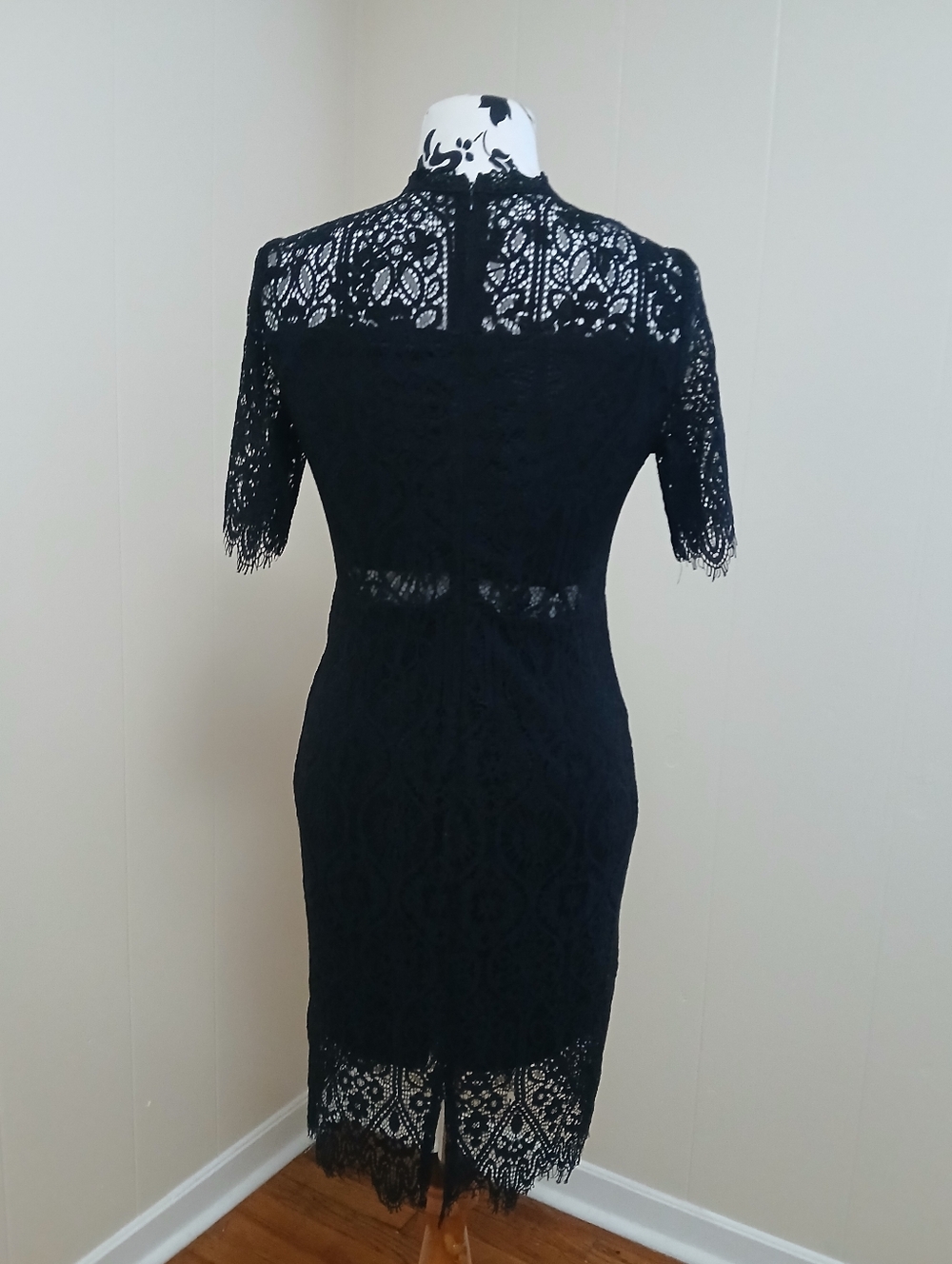 Zalulus Lace Midi Dress with High Neck And Mid Drift Slip Cut Out - Picture 5 of 7